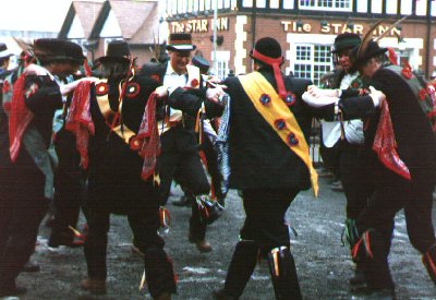 Hinckley Bullockers dancing
